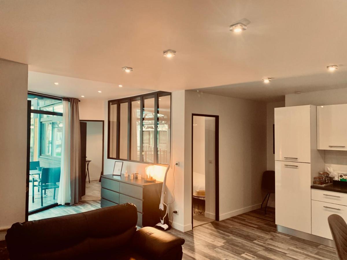 Superbe Appartement En Hyper Centre De Charleville ภายนอก รูปภาพ